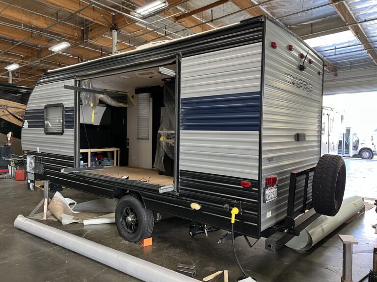 Trailer Slide Repair Shop